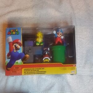 Nintendo Super Mario Figure Set with Green Pipe and Red/Blue Mario